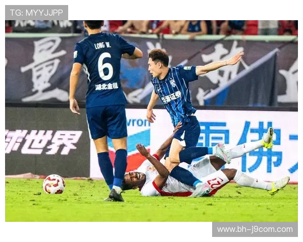 亚泰足球鏖战国安巅峰对决展现中超激情与球队荣誉争锋