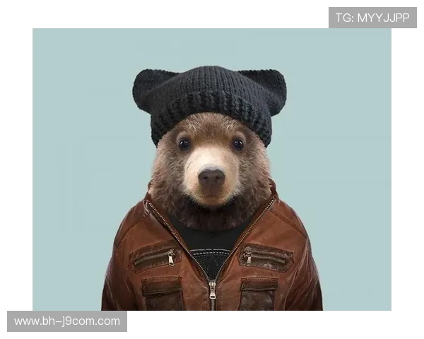 可爱足球熊猫背包挂饰 让你的包包增添趣味与活力 适合运动爱好者与熊猫迷收藏